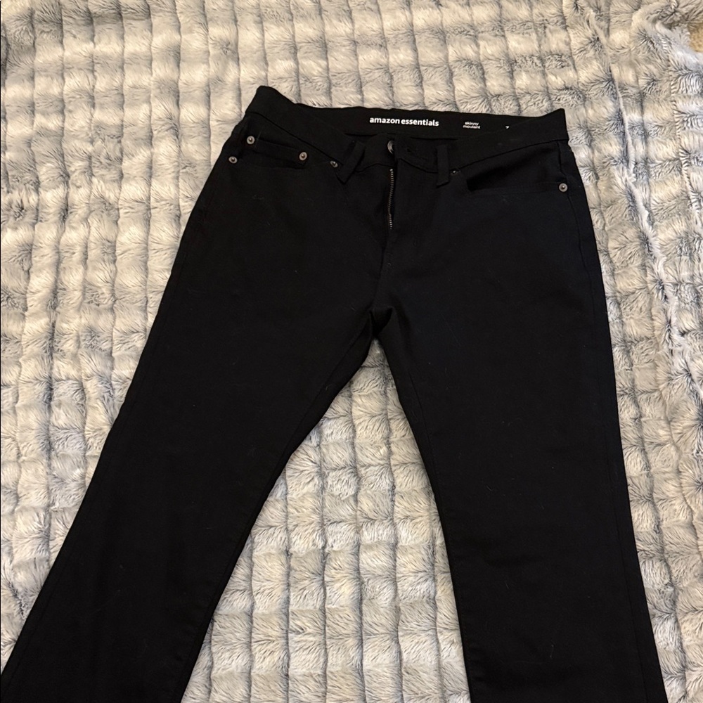 Amazon Essentials Men's Skinny Black Jeans